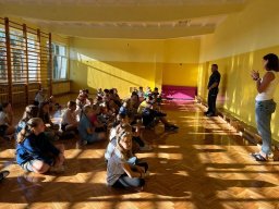 b_1024_768_0_00_images_2023_2024_WYDARZENIA_policjant_wrzesien_383344424_779814283946522_3274374899049915483_n